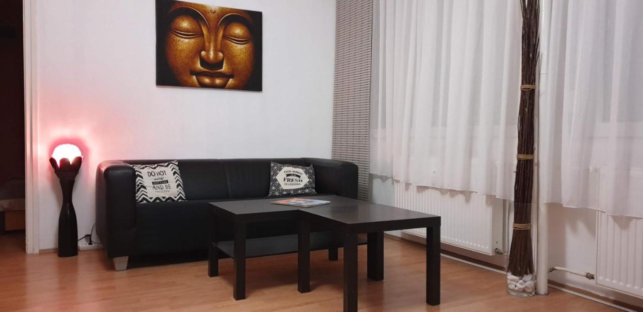 Goldapartman Salgótarján Salgotarjan Exterior foto